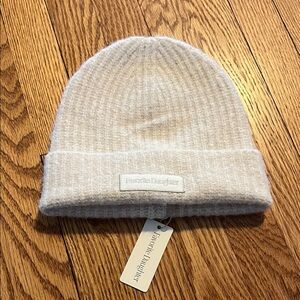NWT NEW Favorite Daughter Ivory Logo Rib Beanie Hat
